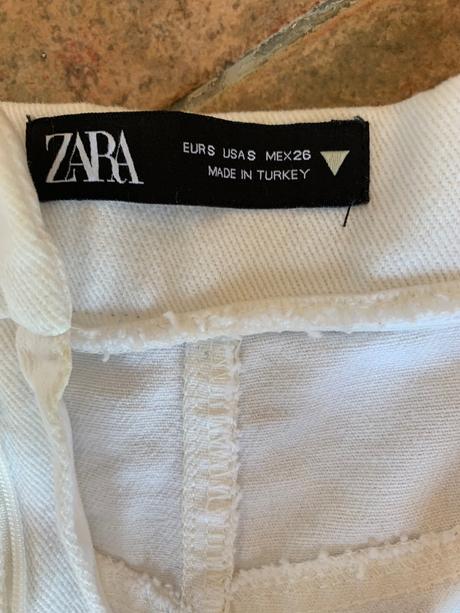 Biele šortky, zara,36