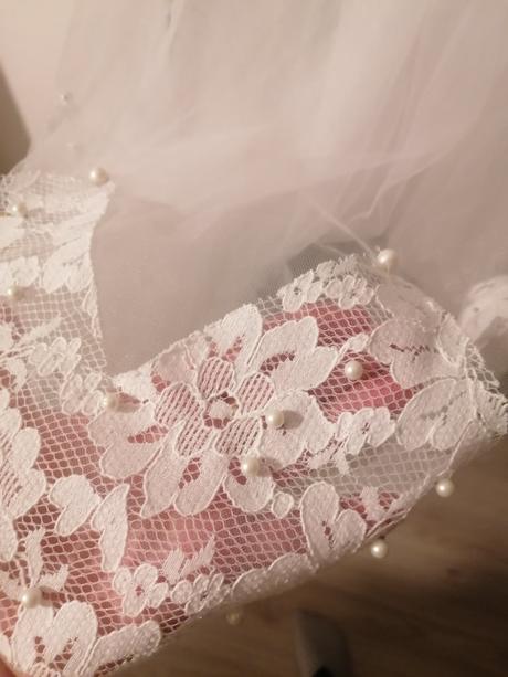 Šaty na 1.sv prijímanie, 146