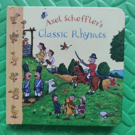 Classic rhymes pevná vazba,