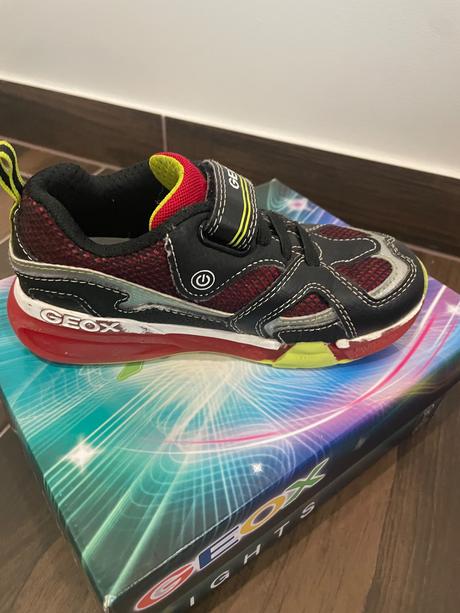 Geox blikajúce tenisky veľk. 29, geox,29
