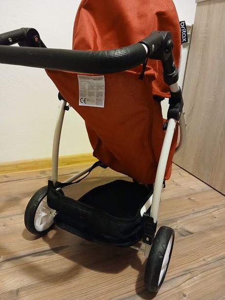 Kociar pre babiky britax,