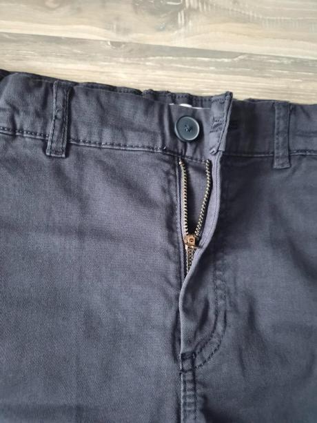 Zara krásne šortky, zara,152