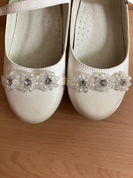 Biele balerínky, 35