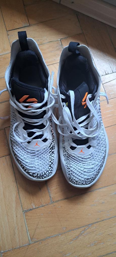 Basketbalové tenisky jordan luka, air jordan,42