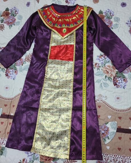 Karnevalové šaty na 7-8 rokov, 