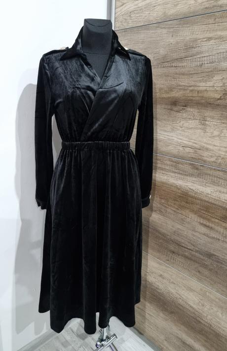 Čierne zamatové midi šaty, timeout,s