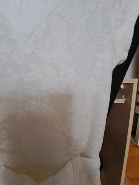 Kremové čipkované šaty, 128