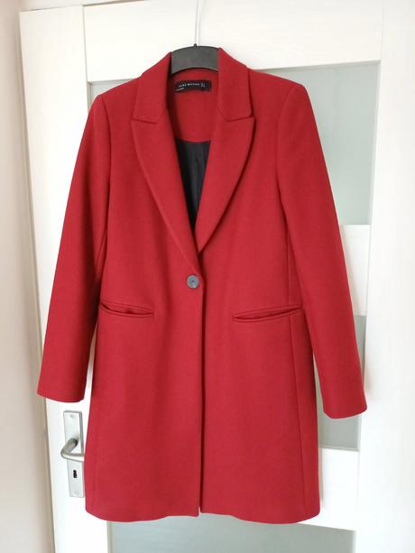 Tmavočervený kabát zara, zara,s