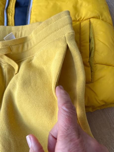 Vesta + teplaky, h&m,128