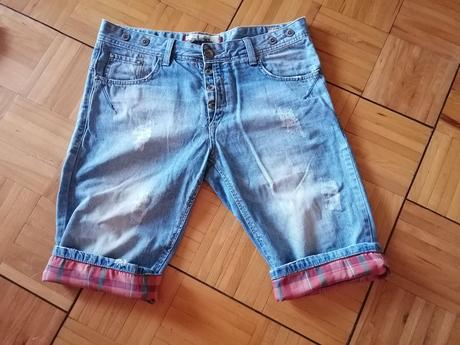 Pánske rifľové kraťasy, 32