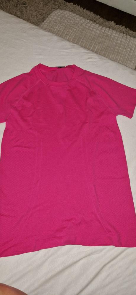 Športove tričko, 38