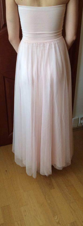 Spolocenske saty, 37