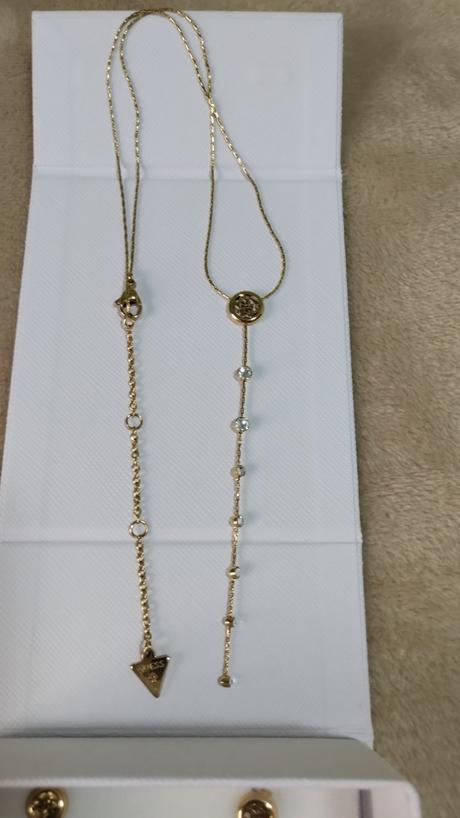 Náušnice visiace a náhrdelník- chirurgická oceľ, guess