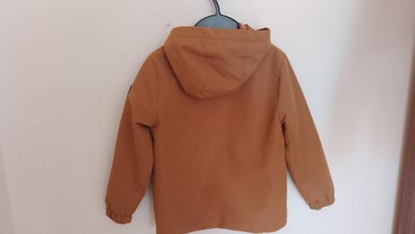 Chlapčensky kabát, 122