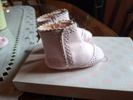 Dievčenské čižmičky, <17