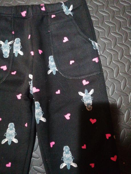 Zazeplene legíny, 140