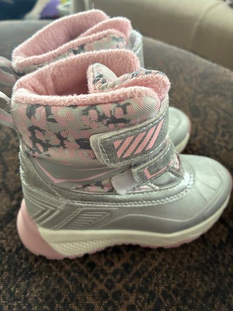 Zimne cizmy, lupilu,25