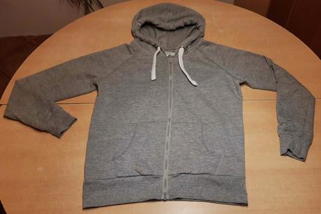 Predám sivú mikinu peacocks veľ. 14 (s), s