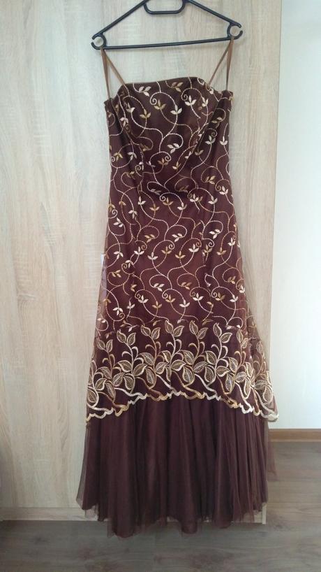 Spoločenské šaty, 38