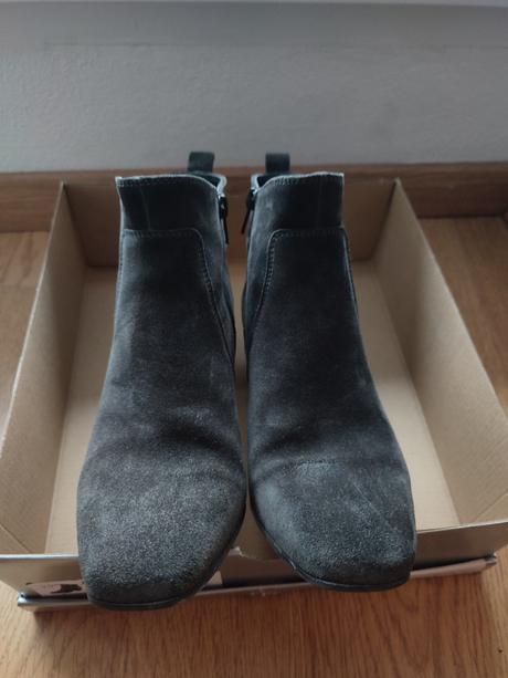 Členkové čižmy, 38