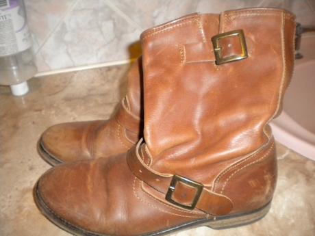 Kvalitné čižmy, 37