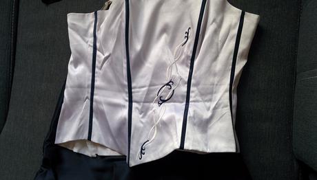 Korzetove s bolerkom, s