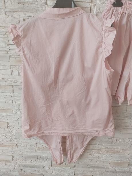 Šortky a bluzka baby pink,