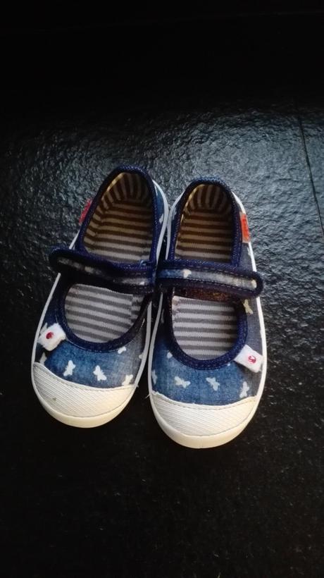 Papuce v. 25, befado,25