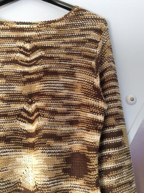 Zaujímavý melírovaný pulóvrik m/l, m