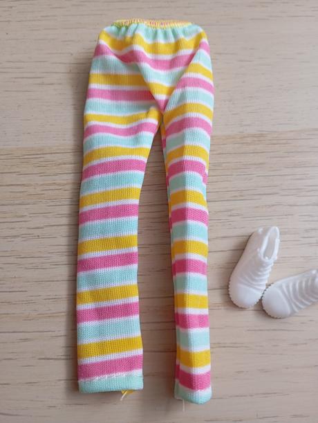 Oblečenie pre barbie,