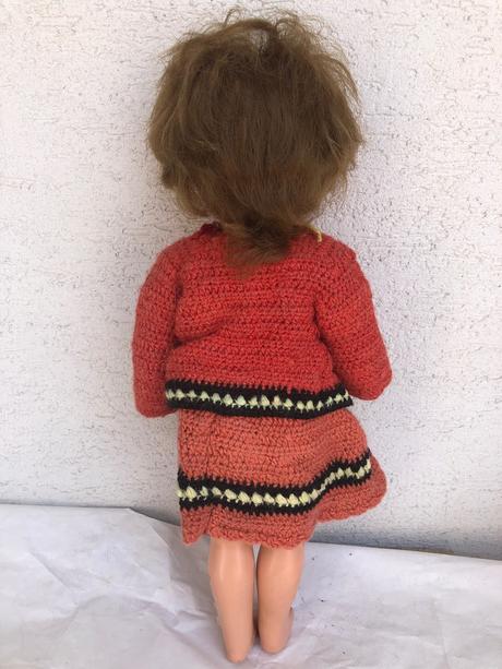 Stara babika v dobrej kondicii cca 45 cm material,