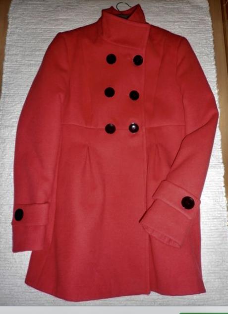 Červený kabát, veba,38