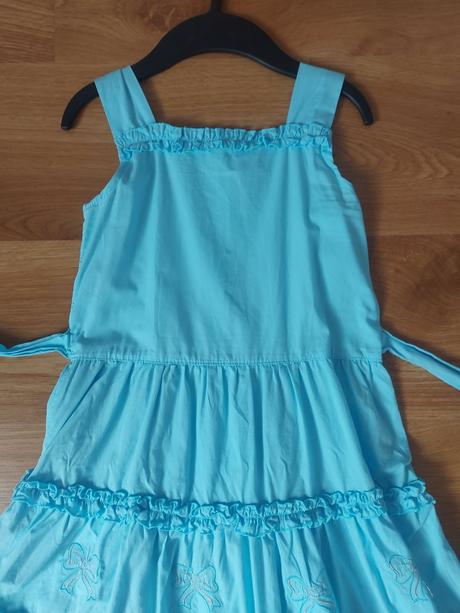 Nezabudkové šatičky, 134