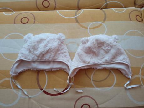 Hunata čiapka s ušami, 92