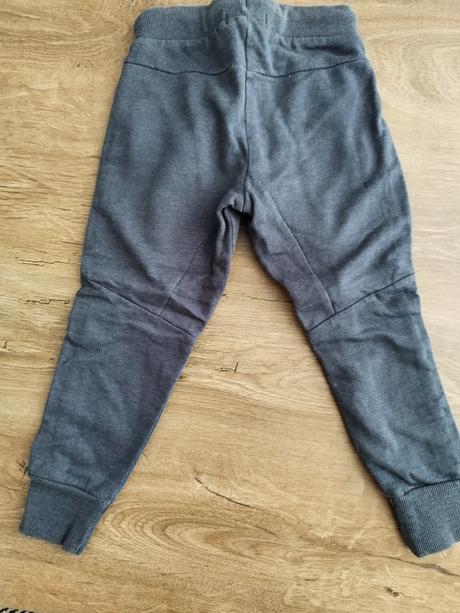 Tepláky zn. djdutch jeans v. 98, 98