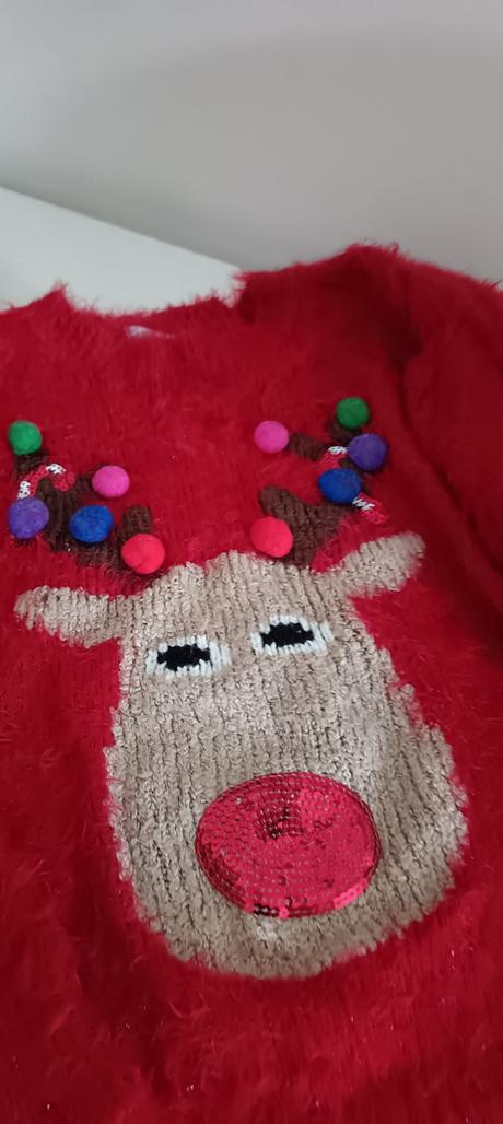 Krásny vianočný svetrík, 140