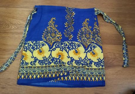 Plážová viazacia mini sukňa, s