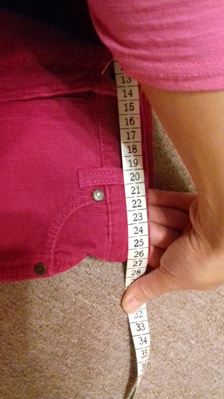 Menčestrové nohavice, lupilu,92