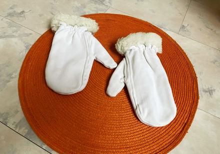 Zateplené rukavice, 146