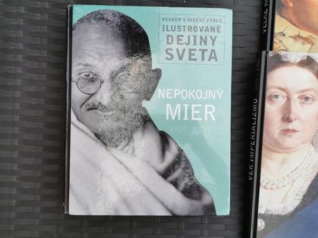 6 kníh z edície dejiny sveta, úplne nové,