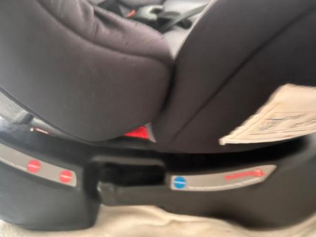 Kvalitná autosedačka zn. mama kiddies, 