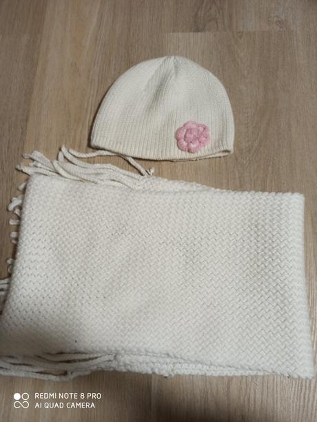 Zimná čiapka a šál, s