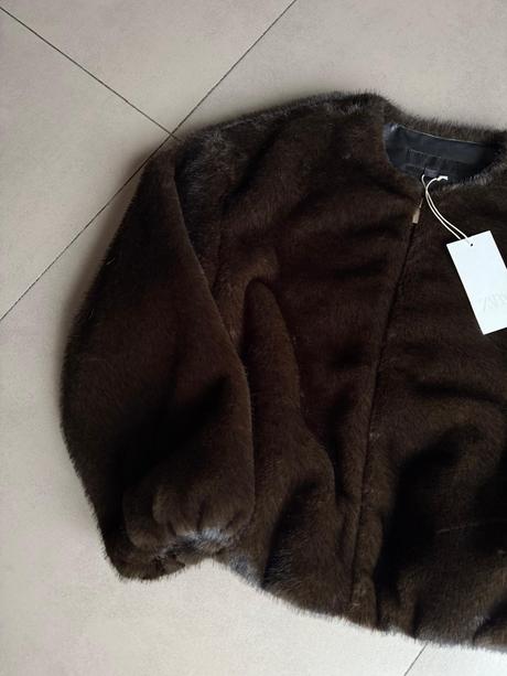 Zara kozuch c. m, zara,m