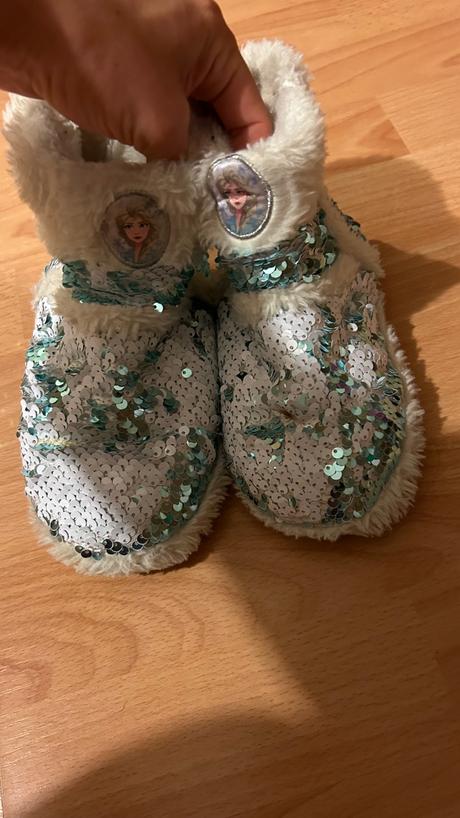 Papucky frozen 27-30, disney,27