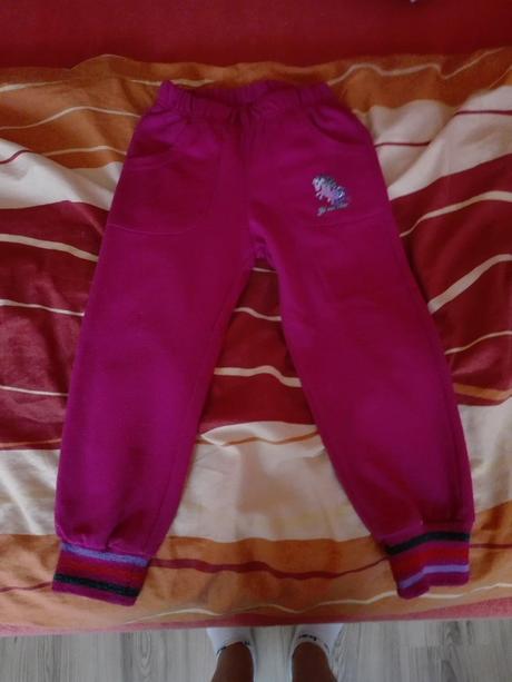 Tepláky do škôlky, 98