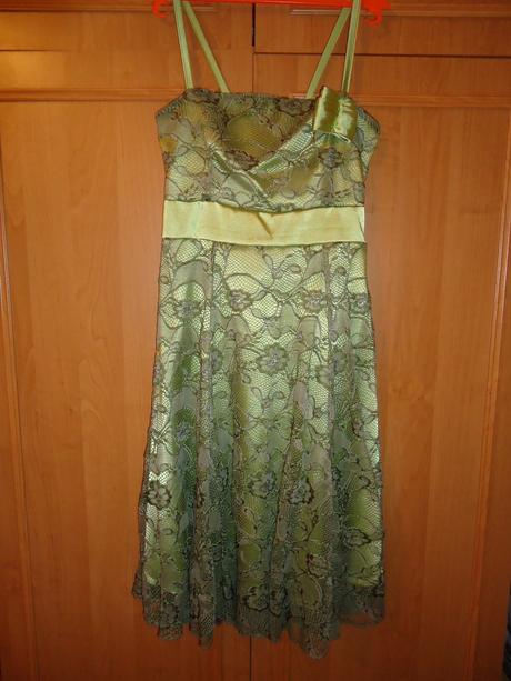 Spoločenské šaty čipkované, 36