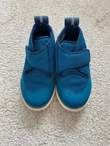 Prechodne topanky, 23