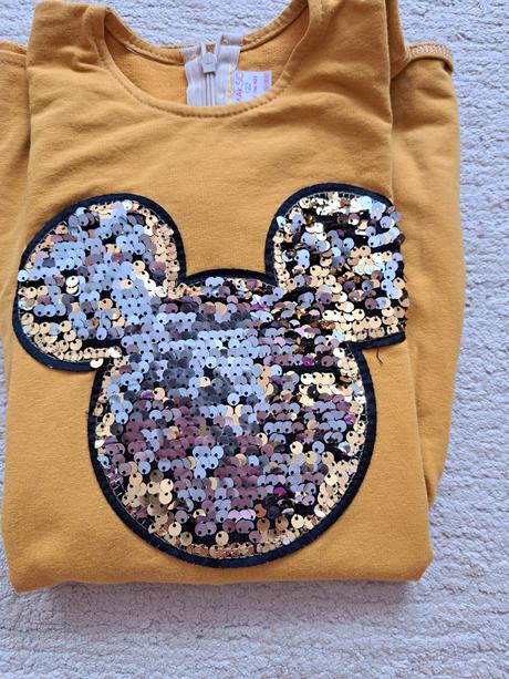 Dievčenské šaty, 122