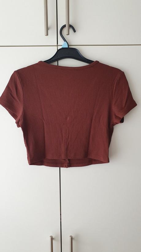 Dámsky crop top svetrík shein, 34