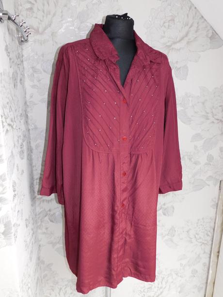 Pekna košelova bluzka, 54